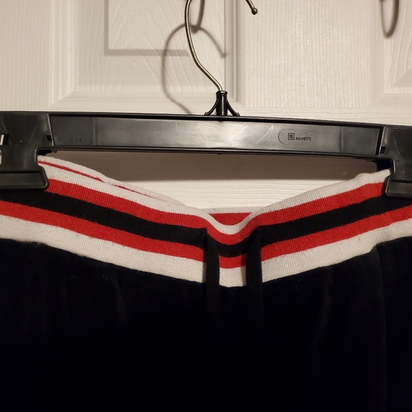 Joggers - Picture 3 of 4